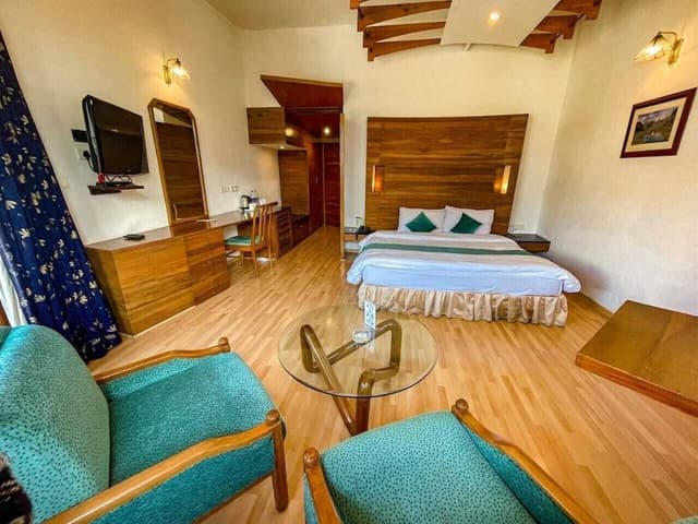 Balcony Room