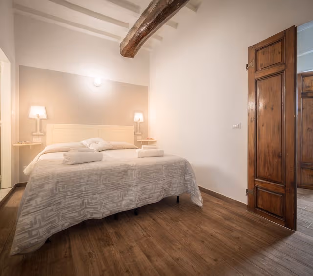 Apartment, Multiple Beds, 2 Bathrooms, Courtyard Area (Via Benedetta 7)