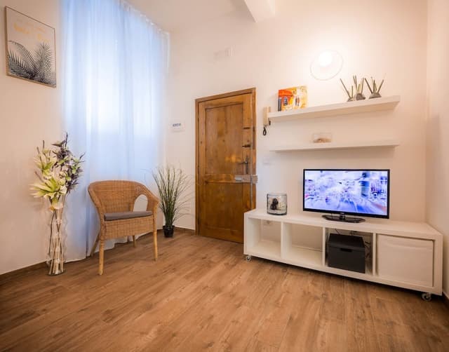 Apartment, Multiple Beds, 2 Bathrooms, Courtyard Area (Via Benedetta 7)