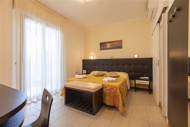 Deluxe Double or Twin Room, Balcony, Garden View