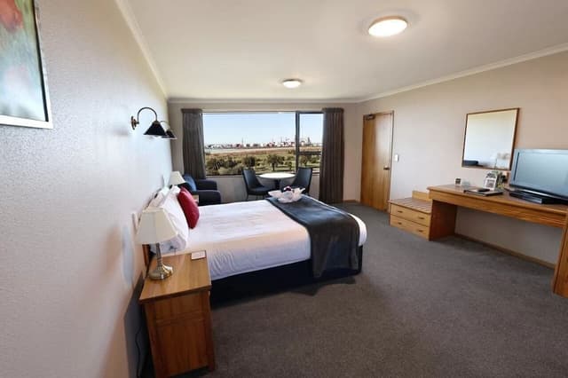 Upstairs Studio with Seaview