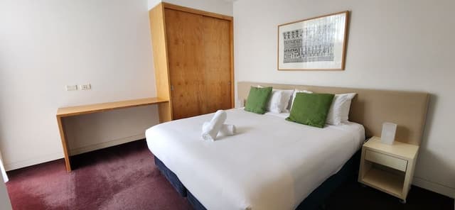 Executive Deluxe Three-Bedroom Apartment