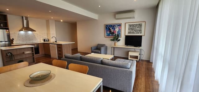 Executive Deluxe Three-Bedroom Apartment
