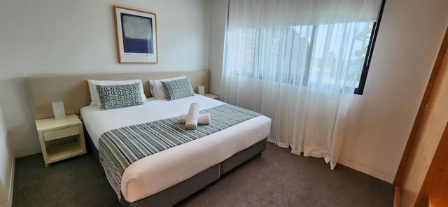 Deluxe Two-Bedroom Apartment