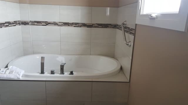 Suite, Non Smoking, Jetted Tub