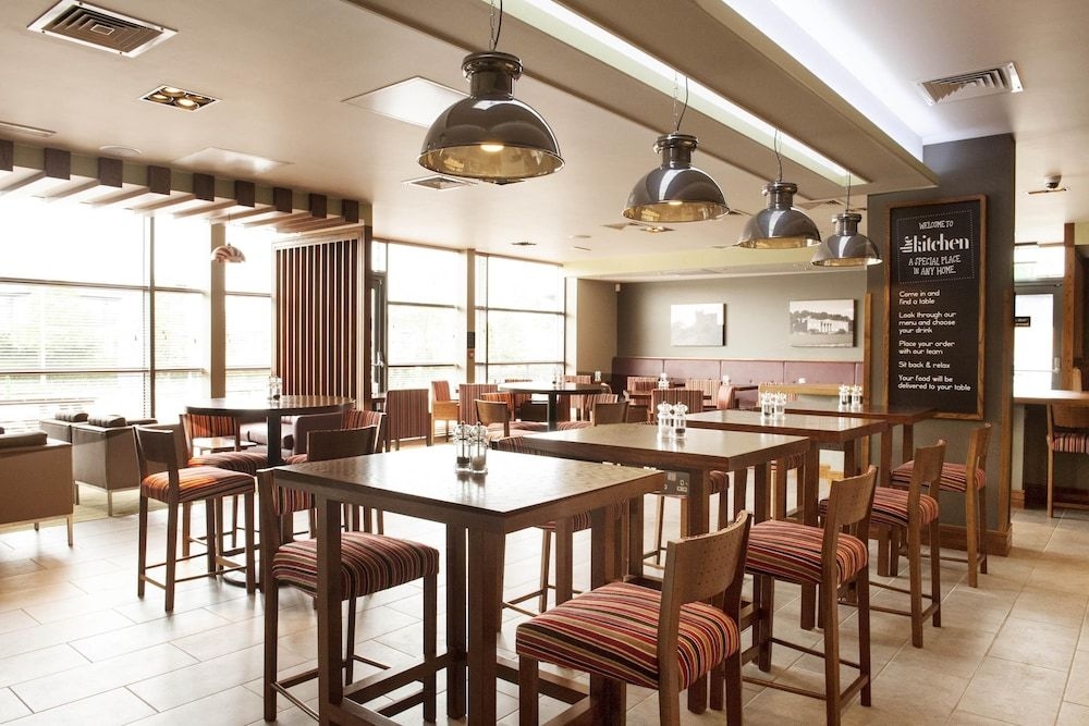 Premier Inn Dudley Town Centre2