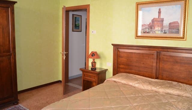 Double Room, Shared Bathroom