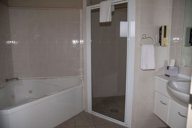 Deluxe Studio