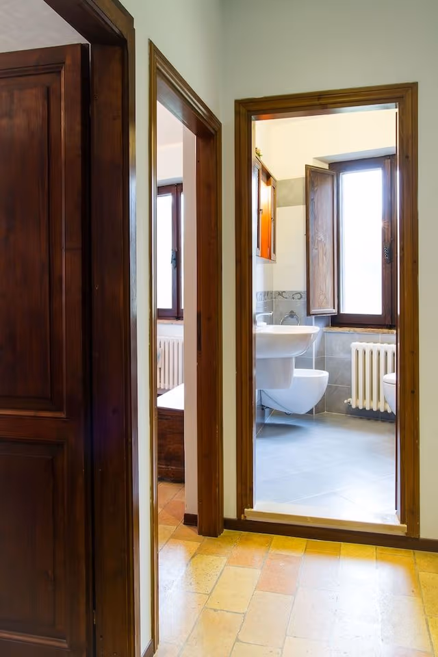 Comfort Room, 2 Bedrooms, Ensuite, Park View