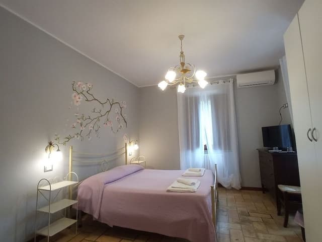 Deluxe Room, 1 Queen Bed, Ensuite, Garden View