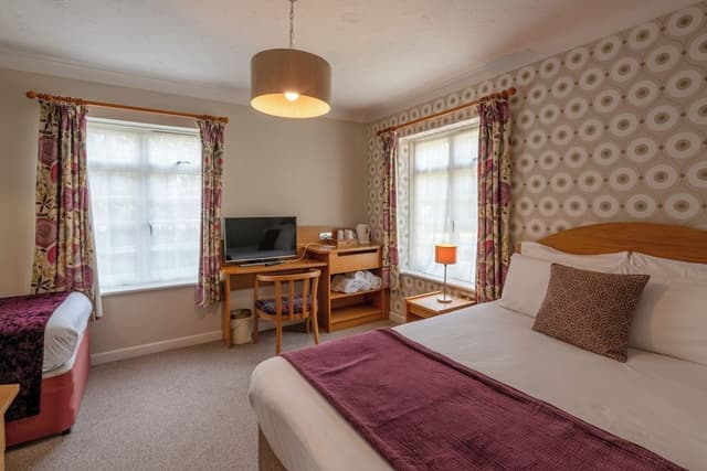 Family Room, Ensuite