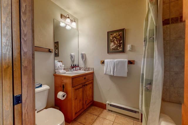 Condo, 4 Bedrooms