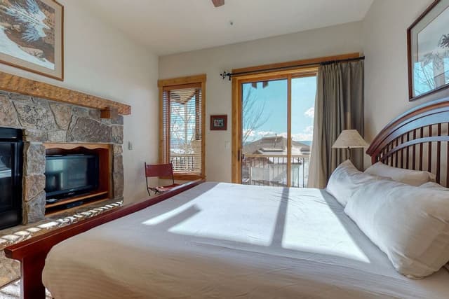 Condo, 4 Bedrooms