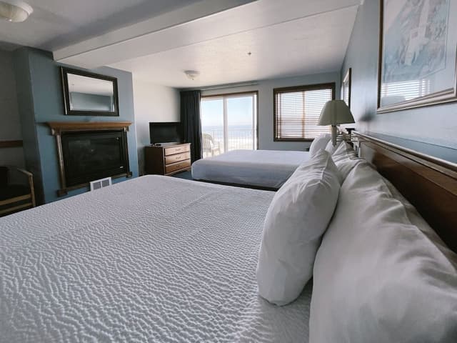 Standard Room, 2 Queen Beds, Fireplace (Third Floor w/ Balcony)