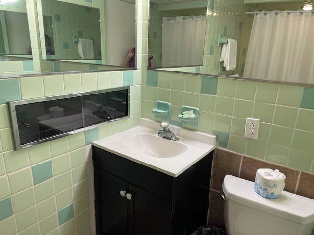 Quad Room