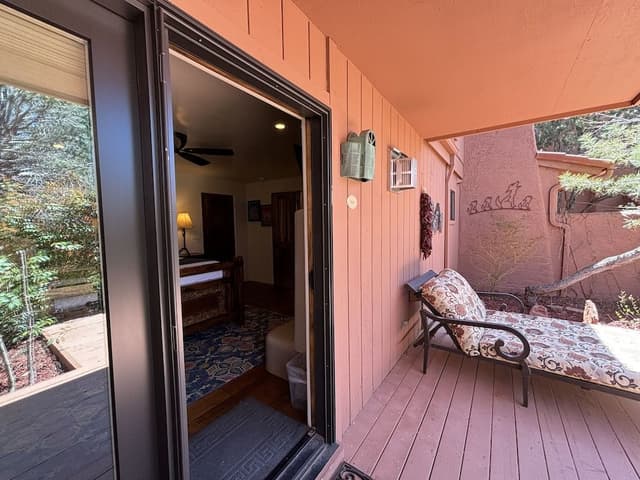 Deluxe Room, 1 King Bed (Sunset)