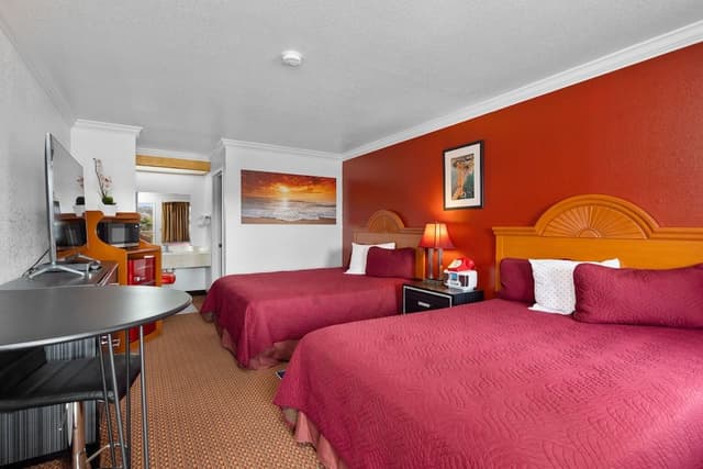 Standard Room, 2 Queen Beds, Non Smoking