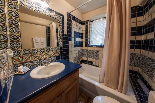 King Kitchenette