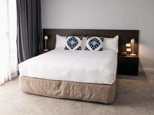 Junior Room, 1 King Bed, Balcony