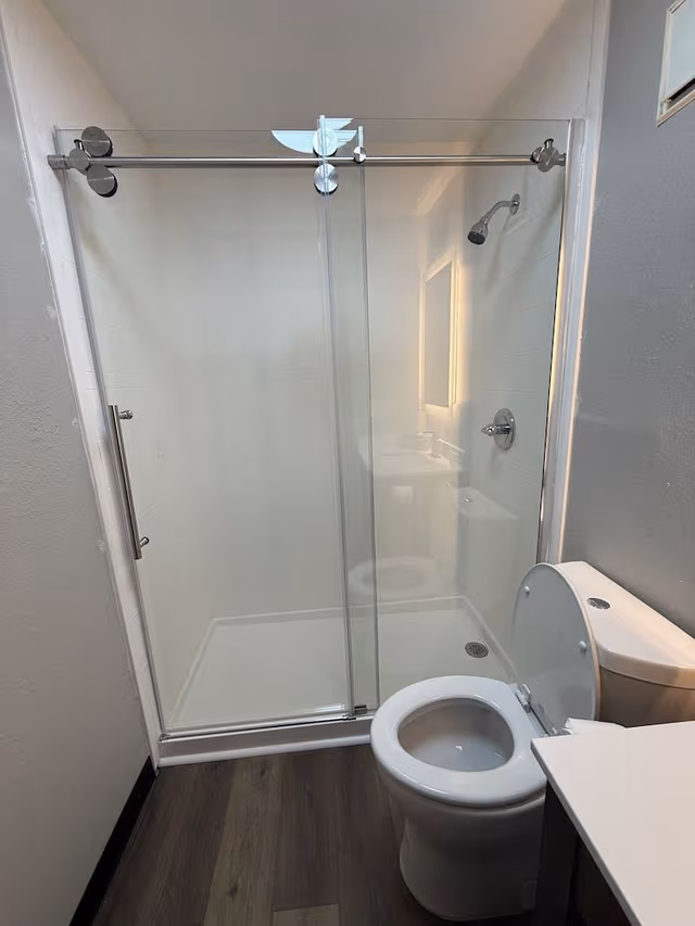 Deluxe Studio