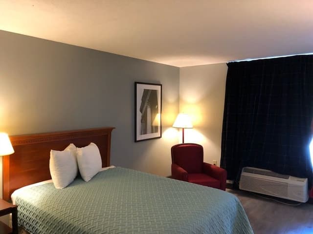 2 Queen Beds Non Smoking