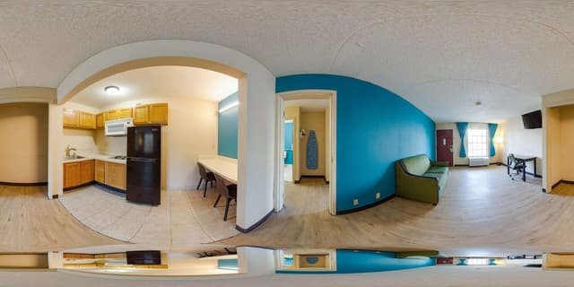 Suite, 1 King Bed, Kitchen