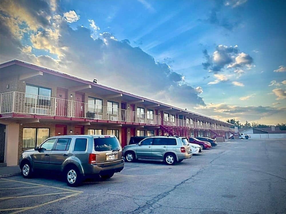 Parkway Inn Parkway Inn