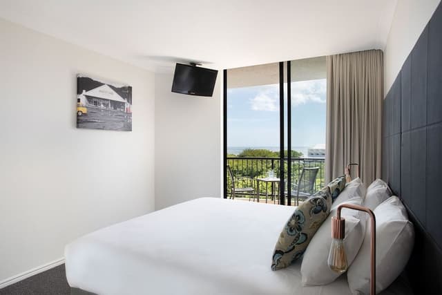 Room, 1 Bedroom (Esplanade View)