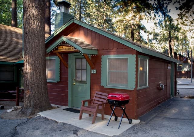 Deluxe Cabin, Kitchen