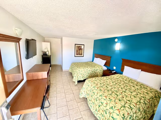 Standard Double Room, 2 Double Beds Non Smoking