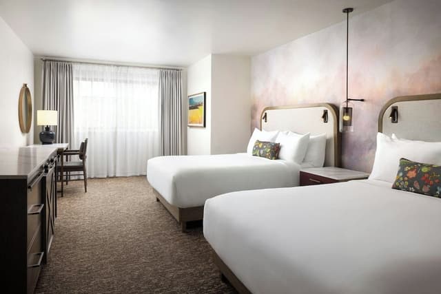 Suite, Multiple Beds