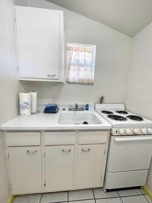 Family Cabin, Kitchen, Partial Ocean View