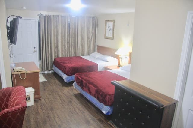 Standard Room, 2 Queen Beds, Non Smoking