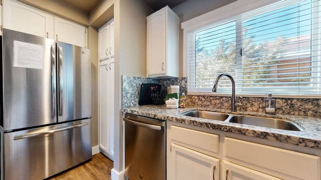 Condo, 1 Bedroom