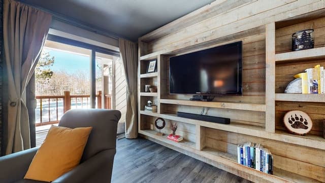 Condo, 1 Bedroom
