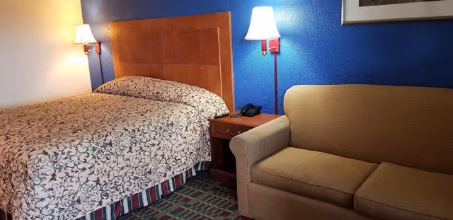 Standard Single Room, 1 King Bed, Non Smoking