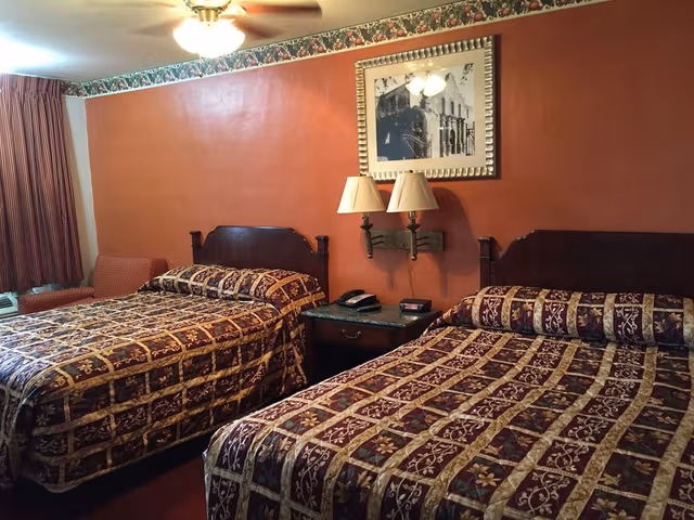 Standard Room, 2 Queen Beds, Non Smoking