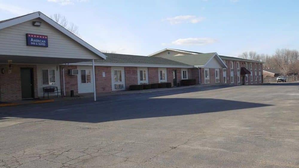 American Inn & Suites American Inn & Suites