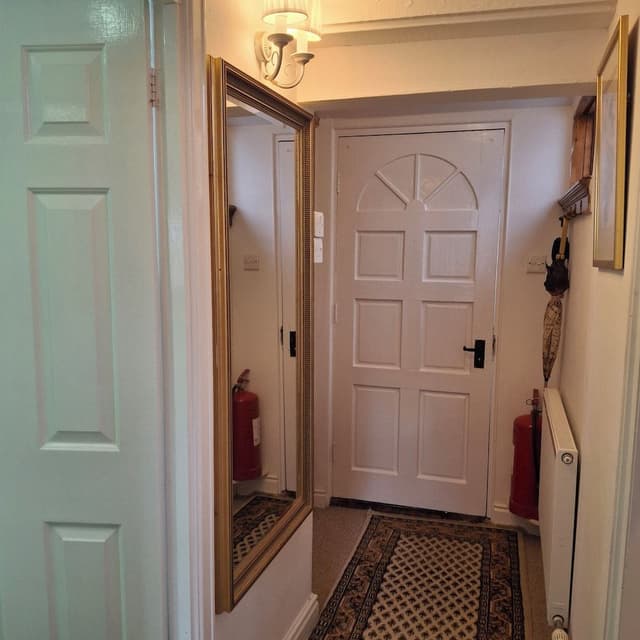 Superior Cottage, 1 King Bed, Kitchenette
