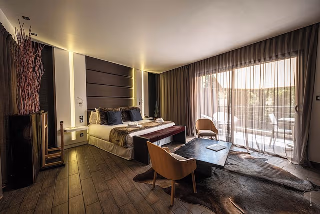 Junior Double or Twin Room, Non Smoking, Bathtub