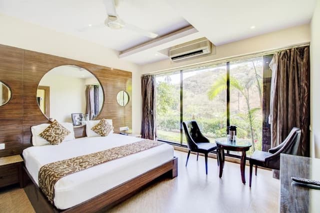 Luxury Room