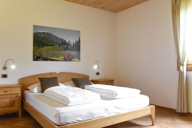 Comfort Room, 2 Bedrooms, Vineyard View