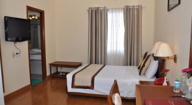 Deluxe Double or Twin Room
