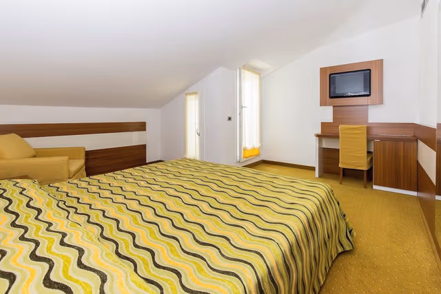 Economy Double Room