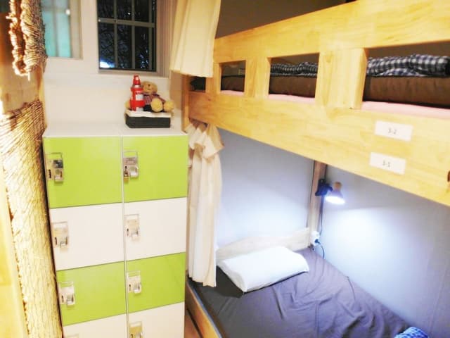 1 Bed in 8-Beds Dormitory for Mixed