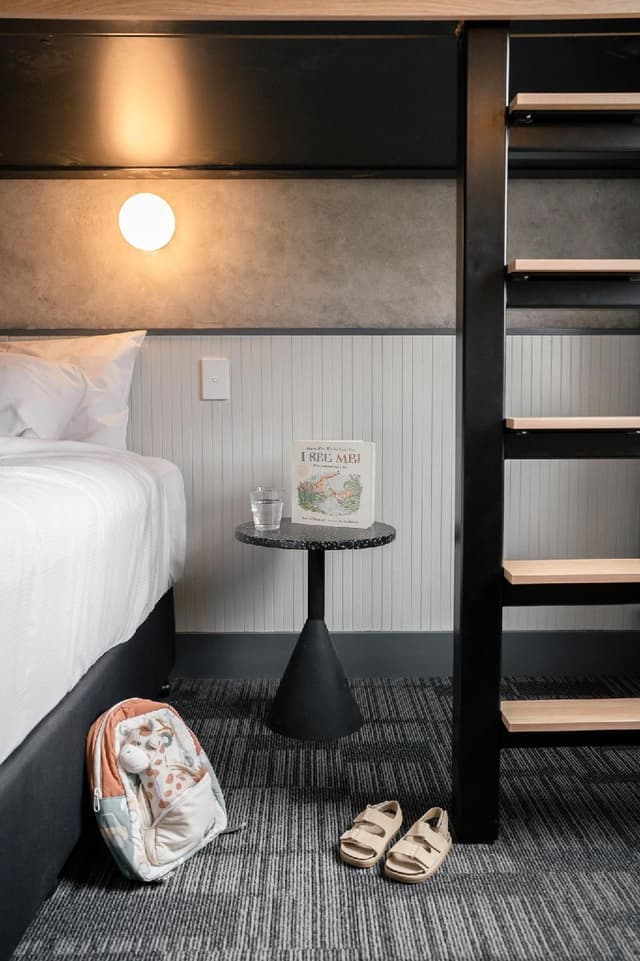 King Bunk Room