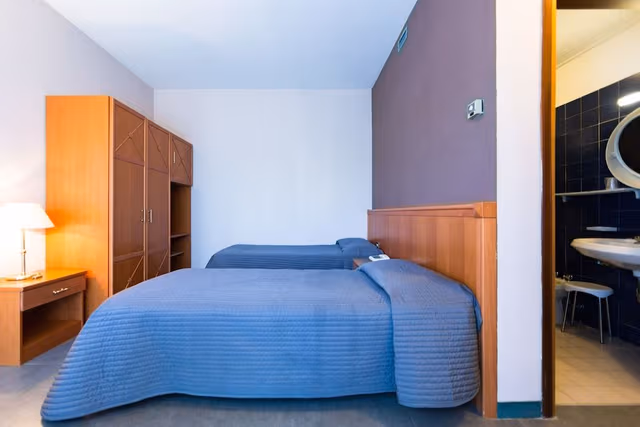 Classic Single Room