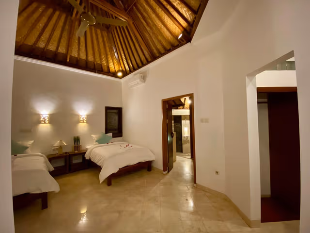 Deluxe Twin