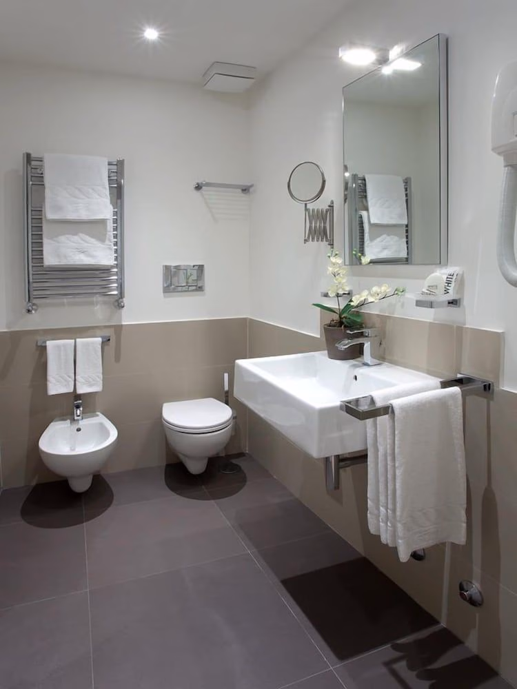 Regola Suite4
