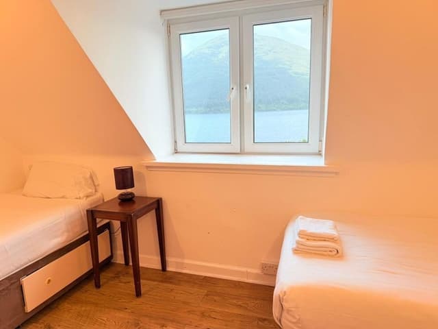 Deluxe Family of 5 Room
